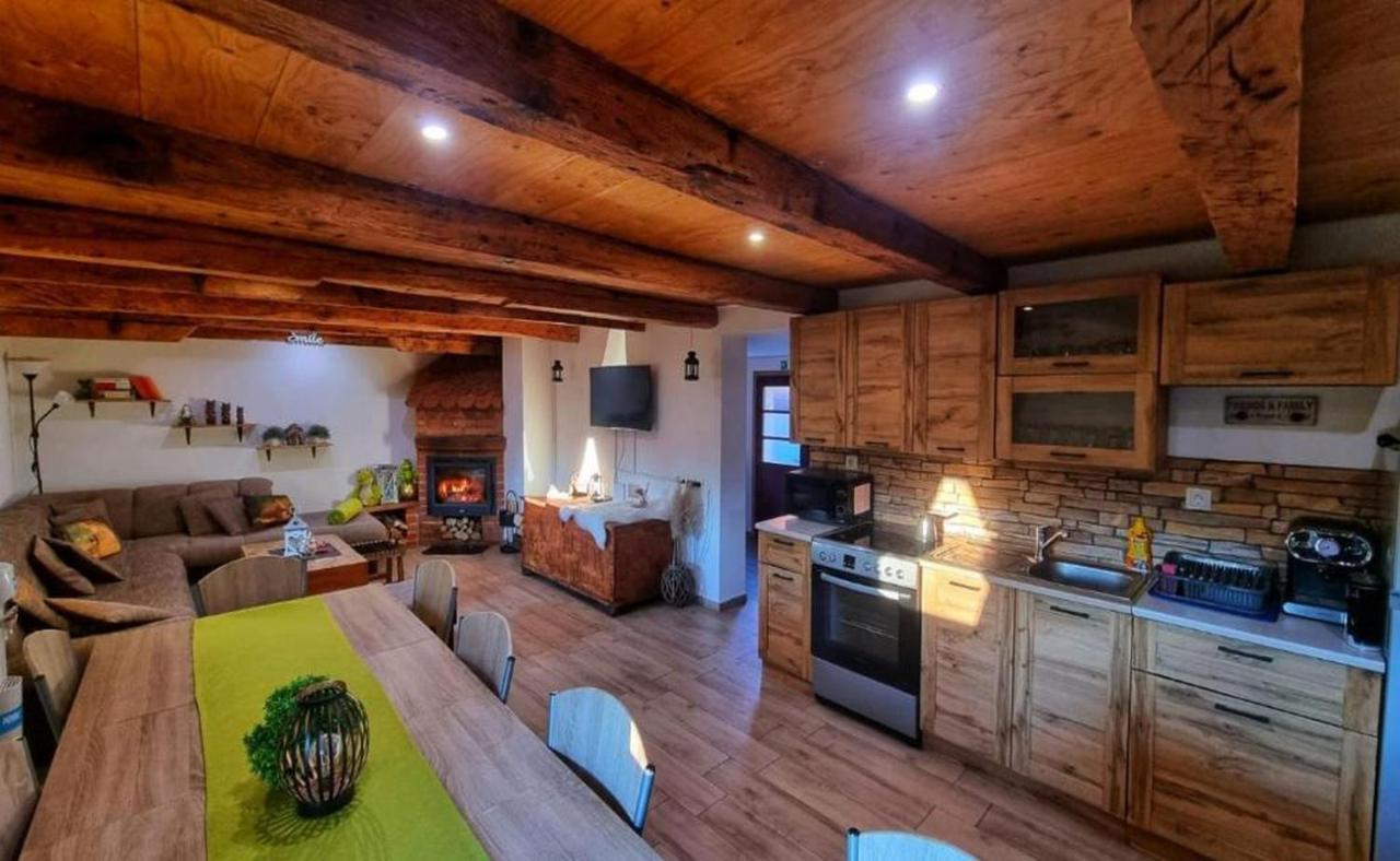 Holiday Home Ico Tounj Kültér fotó